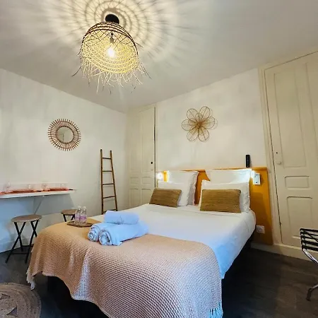 Casa Saint Joseph - Premium Orange أنجير